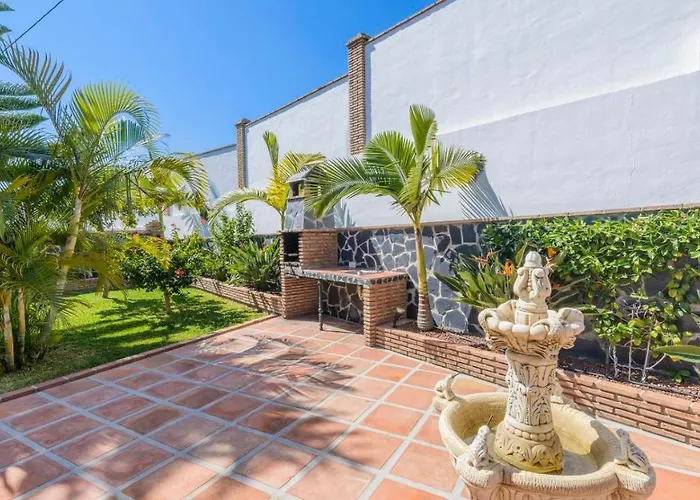 Angelyn By Ruralidays