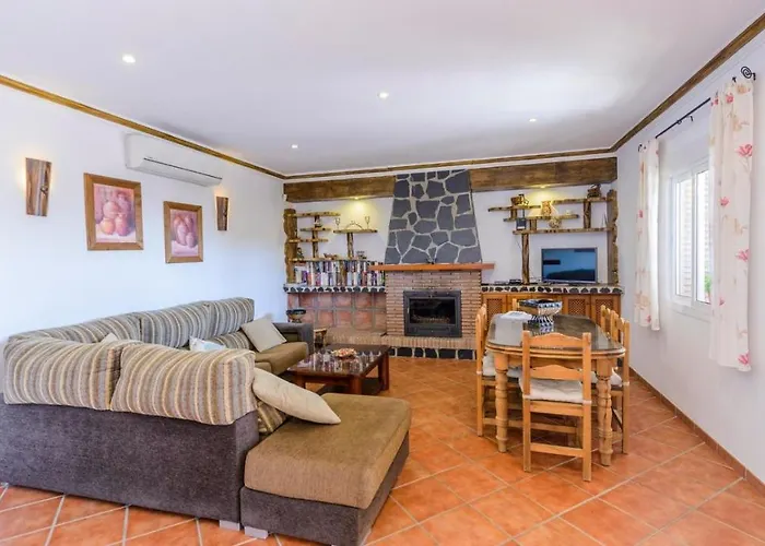 Angelyn By Ruralidays *