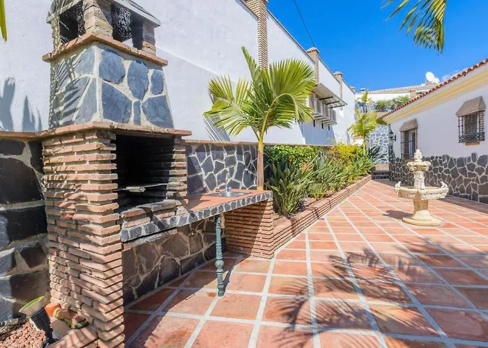 Angelyn By Ruralidays *